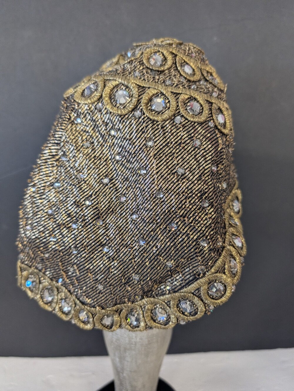 Vintage Adolfo Cloche Hat Incrusted With Rhinestone Sequin Hat - Picture 4 of 9